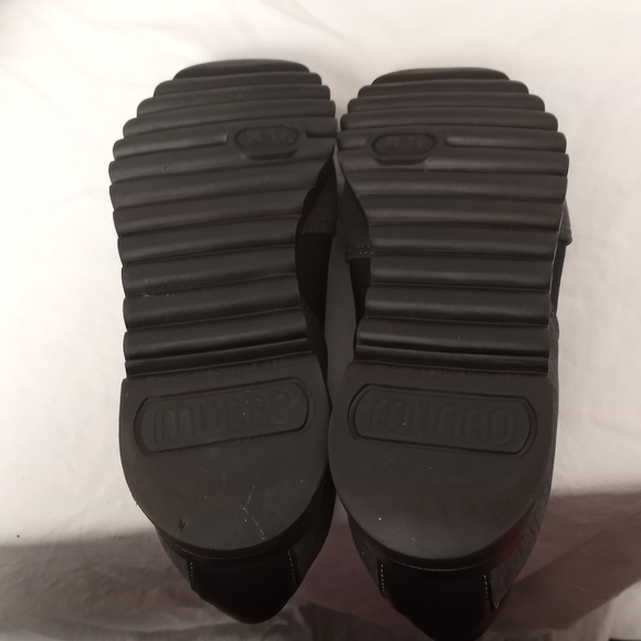 MUNRO Slip-on Shoes - Picture 5 of 7